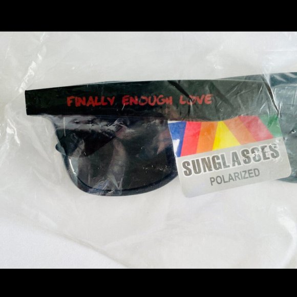 MADONNA Finally Enough Love PRIDE CONCERT PROMO Sunglasses Bracelets Lipstick + - Picture 4 of 15
